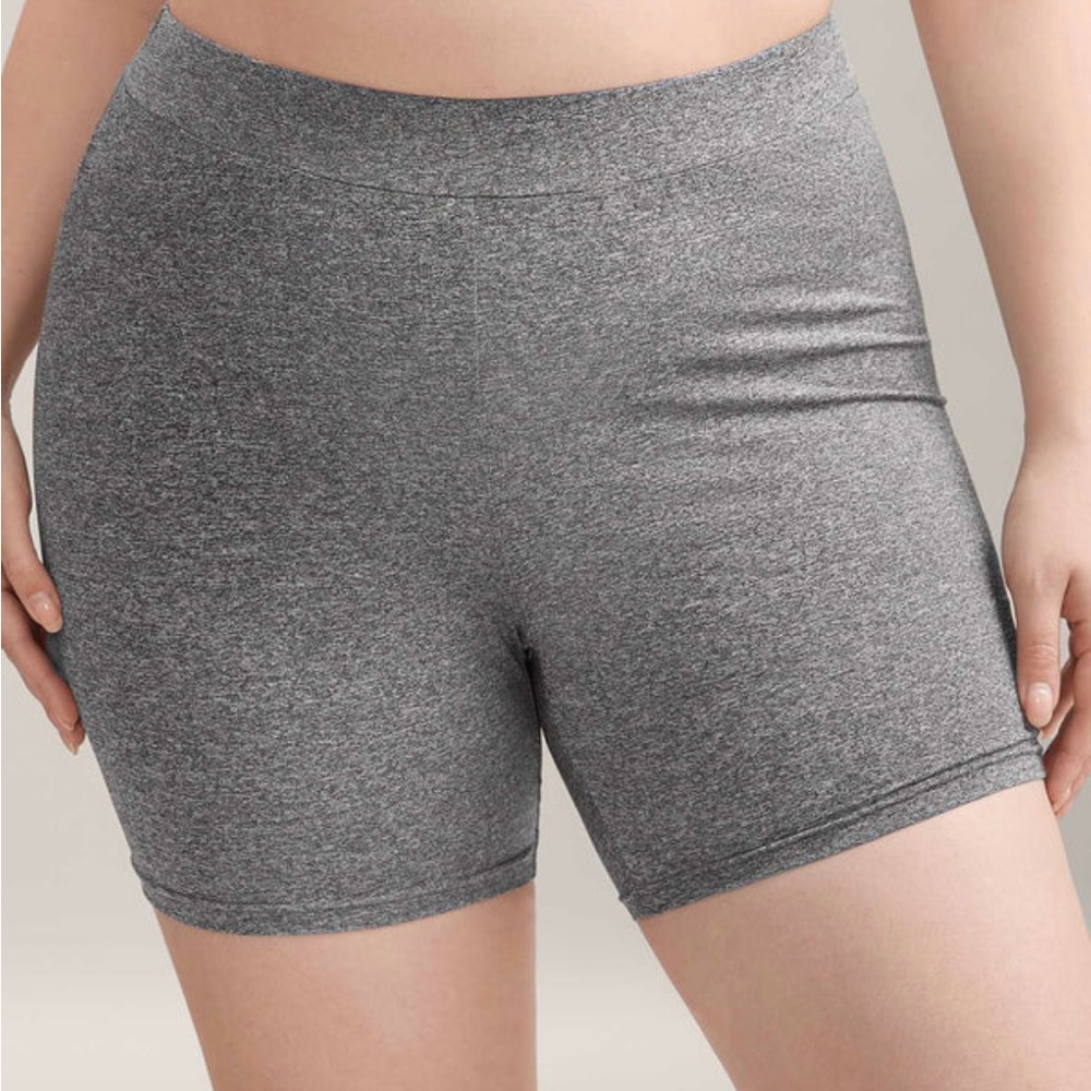 BloomChic Supersoft Essentials Heather Gray skinny fit Shorts
